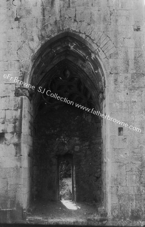 FRIARY MARBLE SCREEN IN TOWER S.ARCH